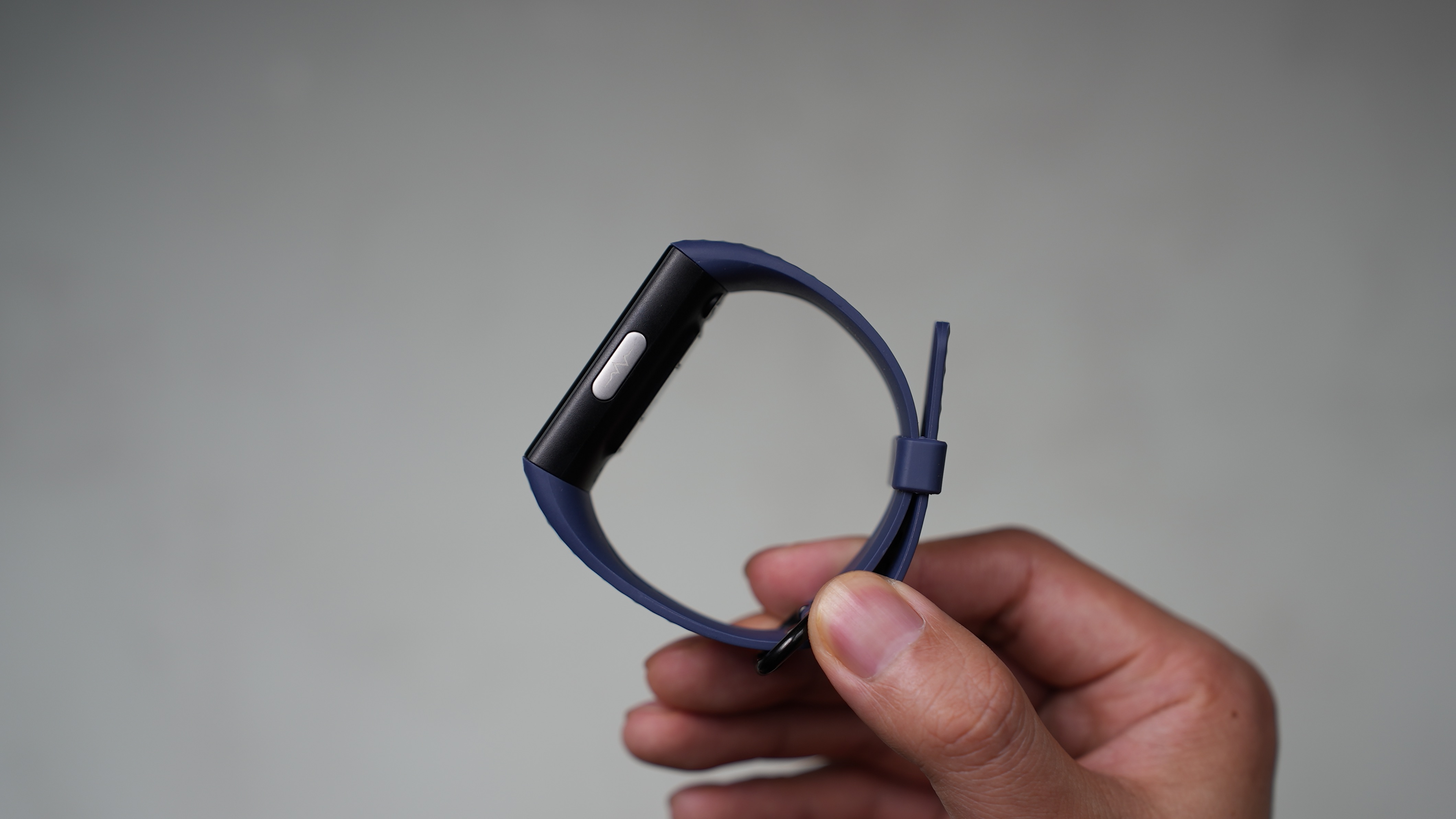 国产智能手环成为生活小助手