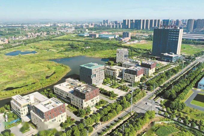 河北石家庄：崛起电子信息产业新高地