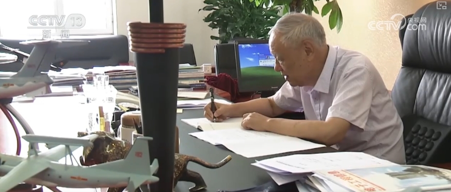 国家勋章和国家荣誉称号获得者｜赵忠贤：让中国高温超导研究跻身国际前列