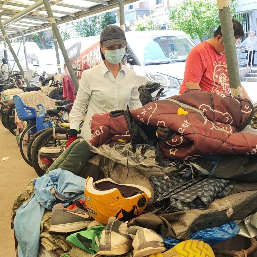 拧紧电动自行车安全阀