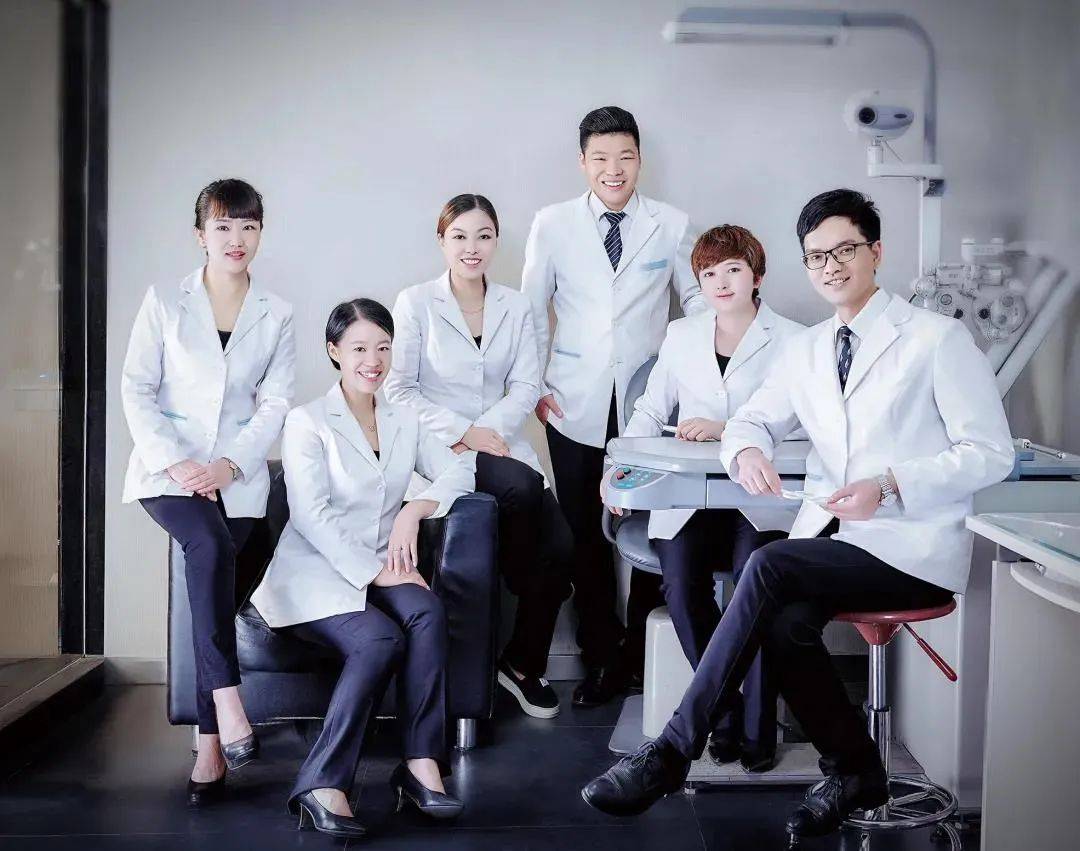 “新萌芽职业”折射产业跃迁｜云网智能运维员：数字化的“云上”护航者