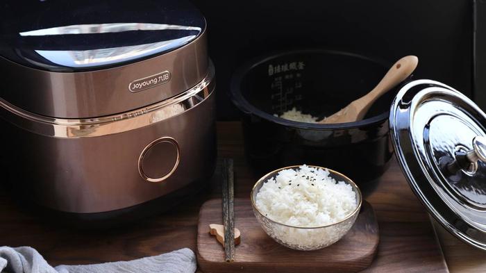 九阳股份第三季亏损7733万元 发季报股价跌6%