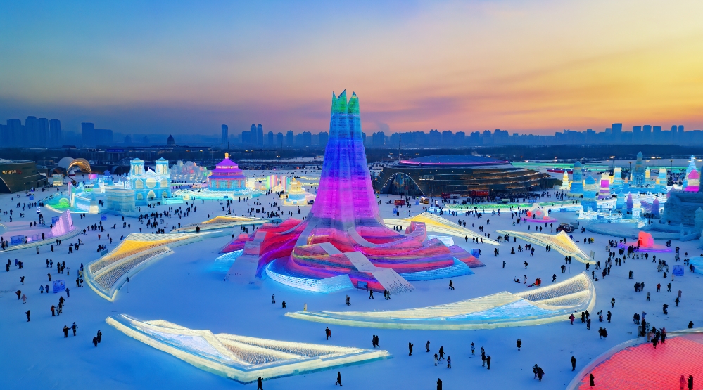 科技加持下的冰雪新体验——第26届哈尔滨冰雪大世界开园