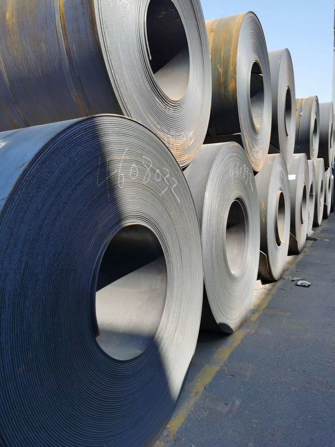 2025年1月15日最新乌鲁木齐热轧板卷价格行情走势查询