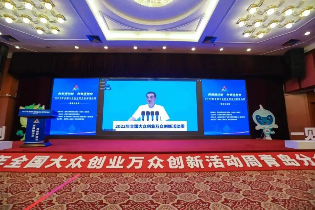 全球连线|“洋记者”看科技如何赋能春运