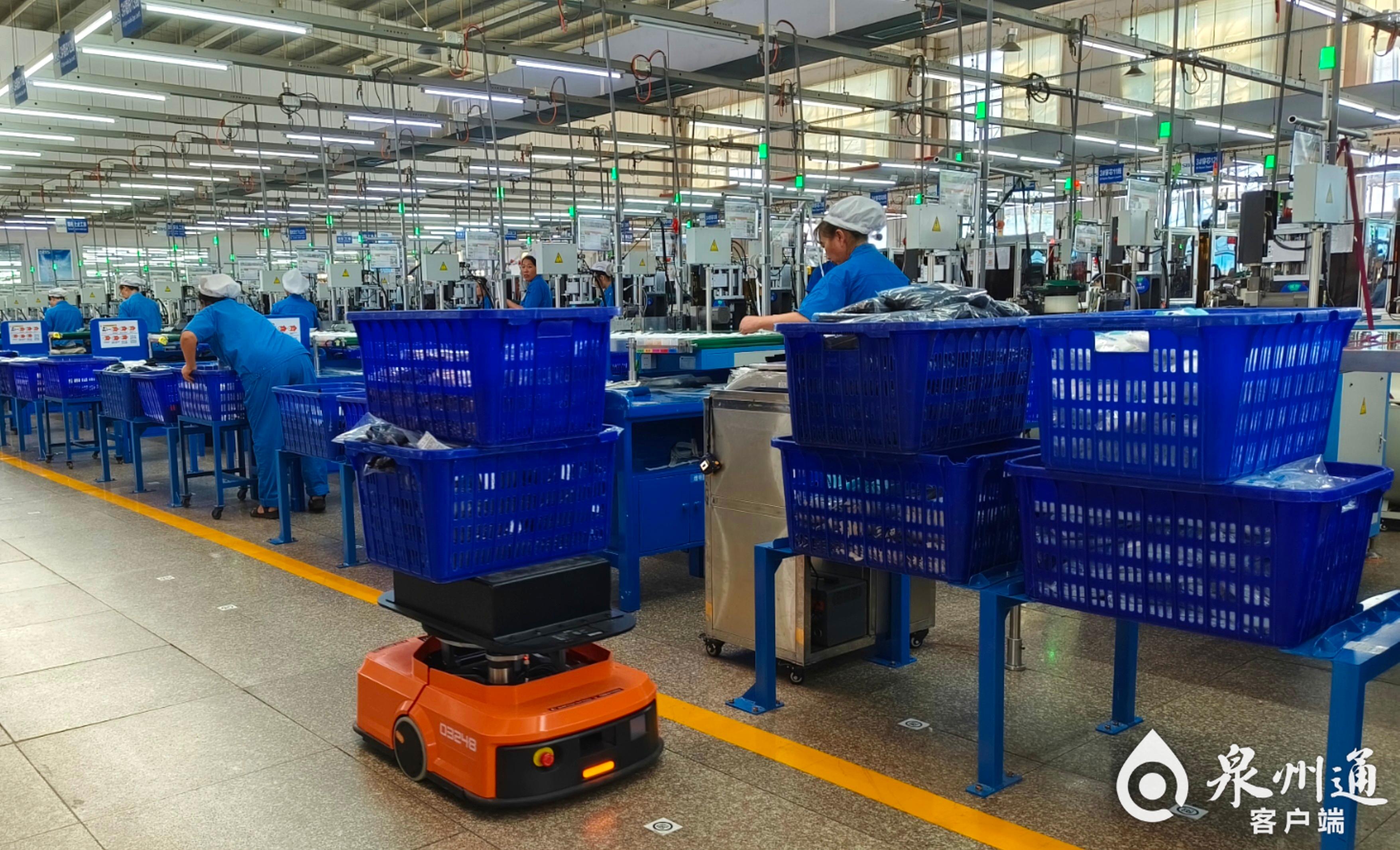 工业和信息化部：累计建设5G基站425万个 5G网络不断向农村地区延伸