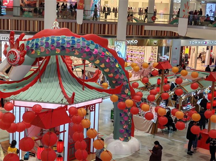 新春走基层|北京科技庙会点燃春节“机器人热”