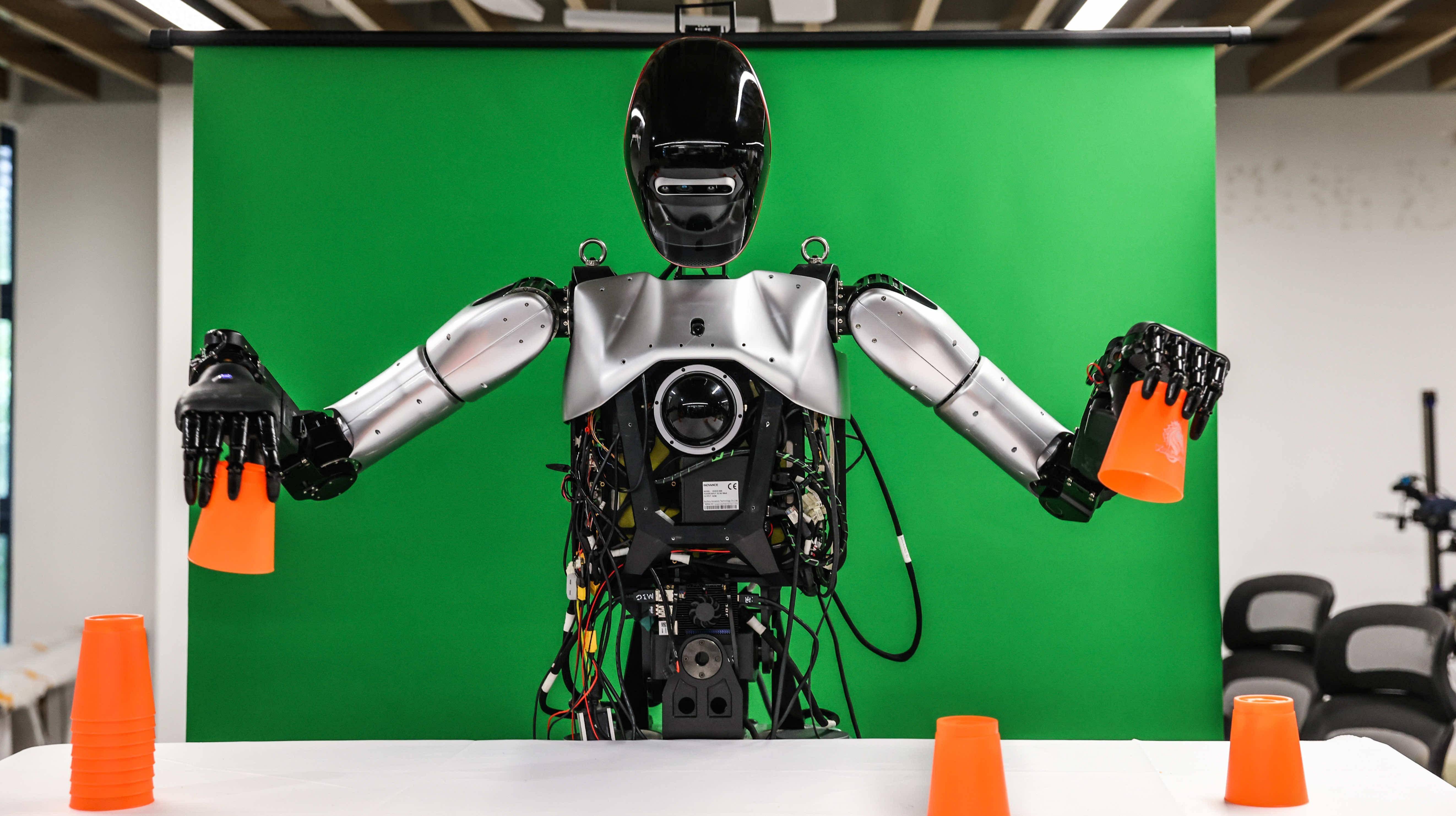 综述｜全球科技公司竞相推出新款人工智能模型