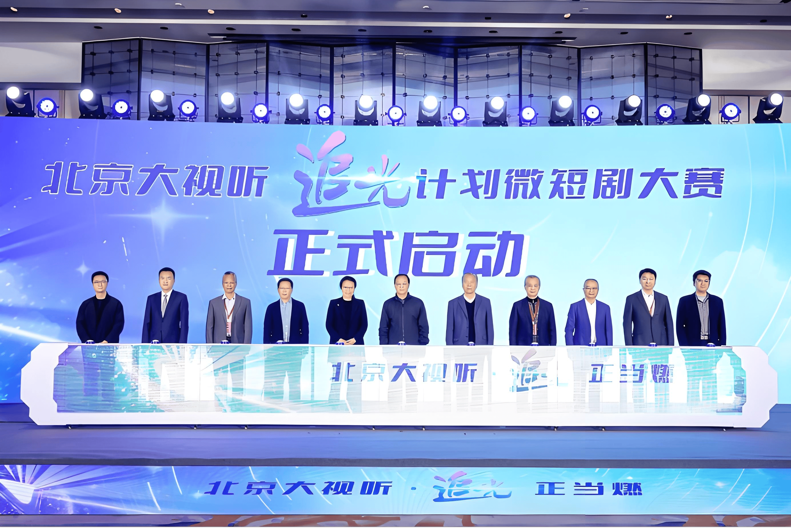 新华全媒+|“人工智能+”催生行业新变——中西部多地走访见闻