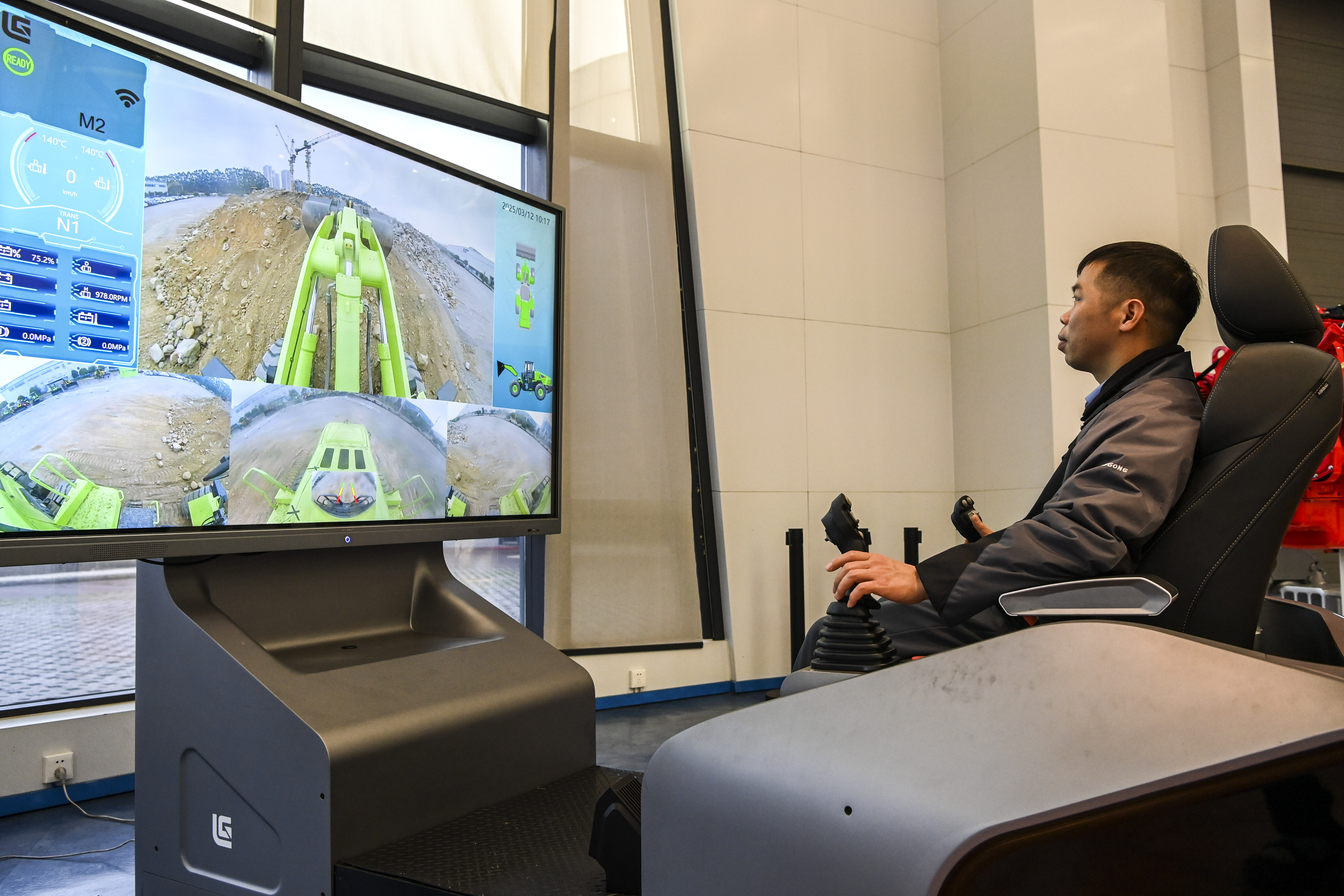 经济政策一线微观察｜科技赋能 义乌商户练就“AI外贸”新本领