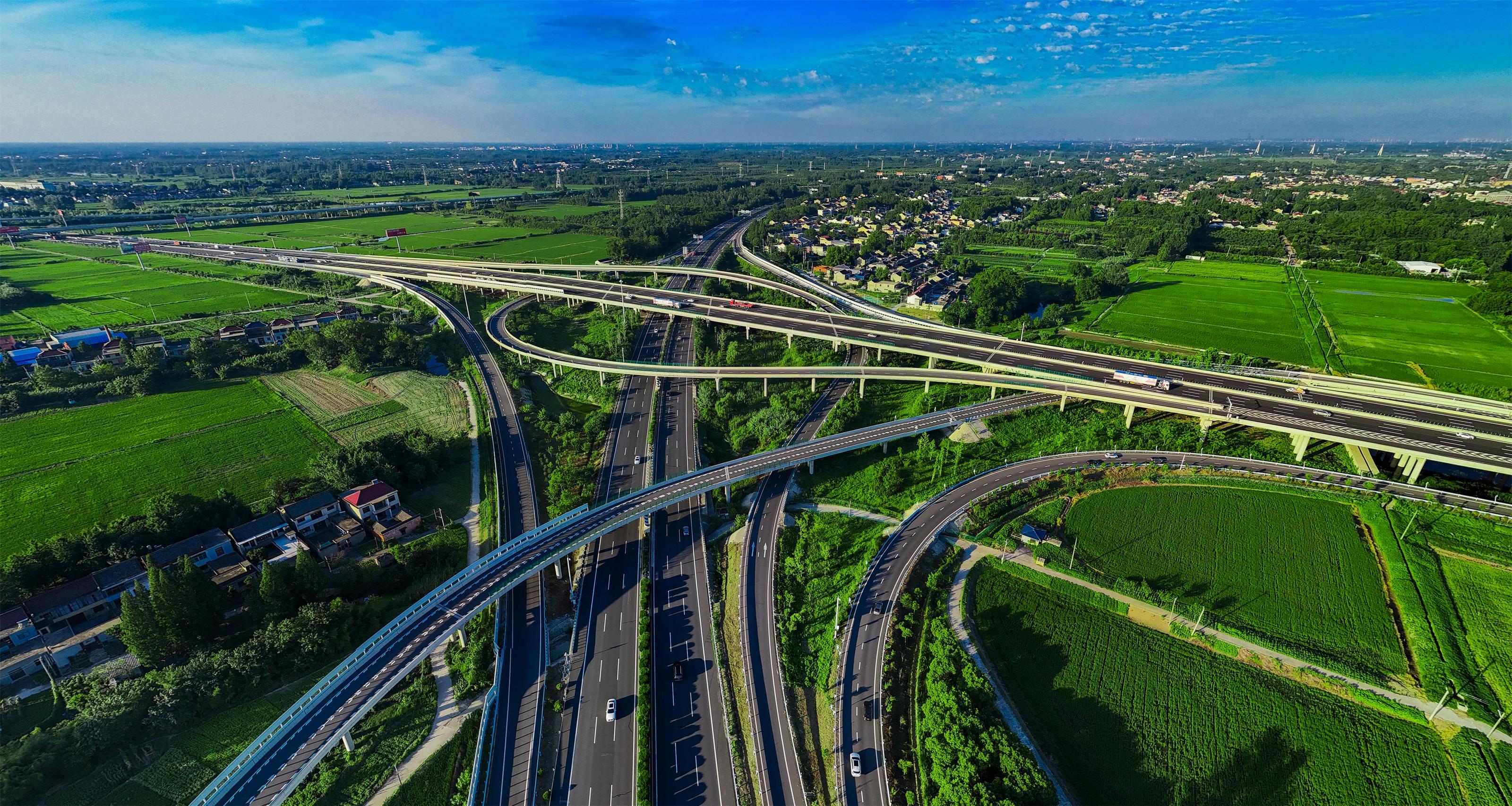 长三角先进制造业集群联盟揭牌成立