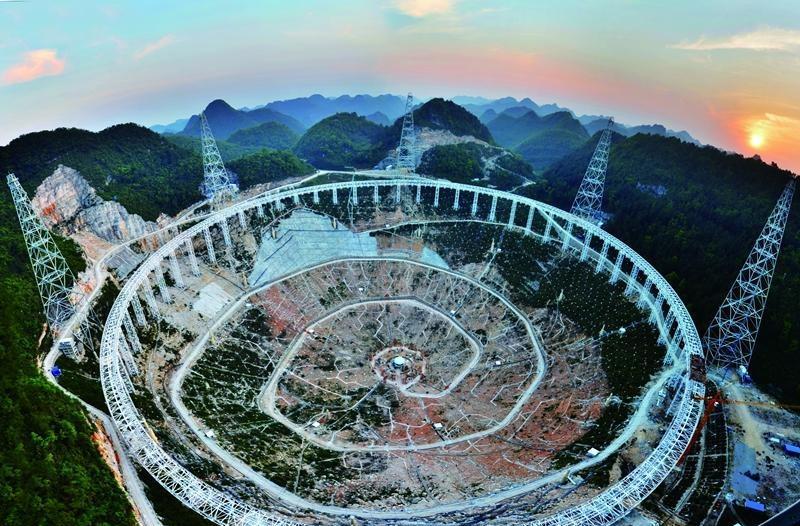 “中国天眼”看清极高速星际云内结构细节