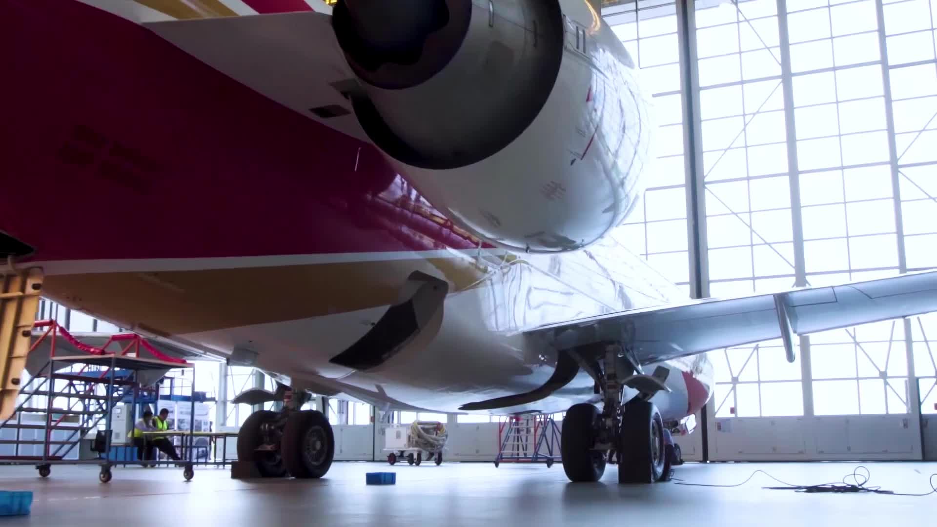 安徽首款全自研绳驱机器人首秀