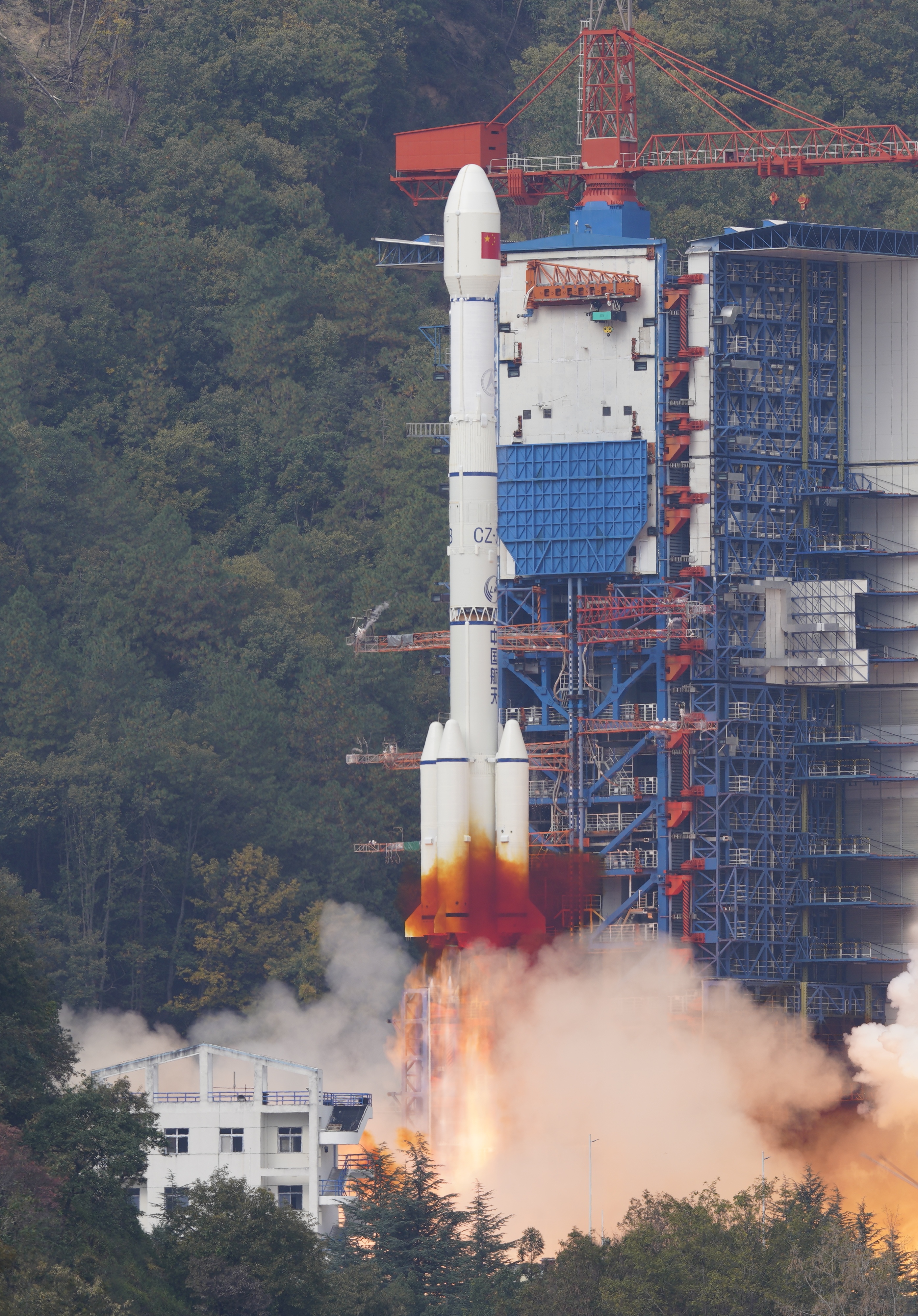 我国成功发射卫星互联网技术试验卫星